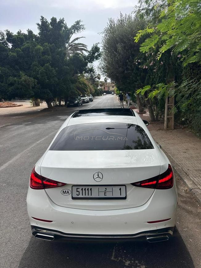 Mise en vente d’une Mercedes classe C220