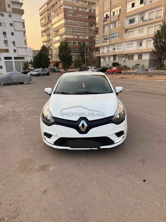 Renault Clio Diesel Manuelle 2019 à Agadir