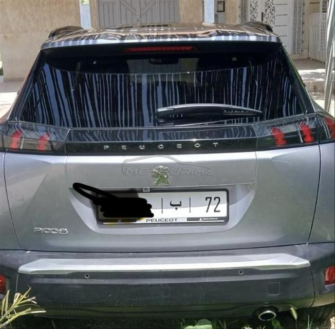 voiture d’n Peugeot 2008 automatique tout option 