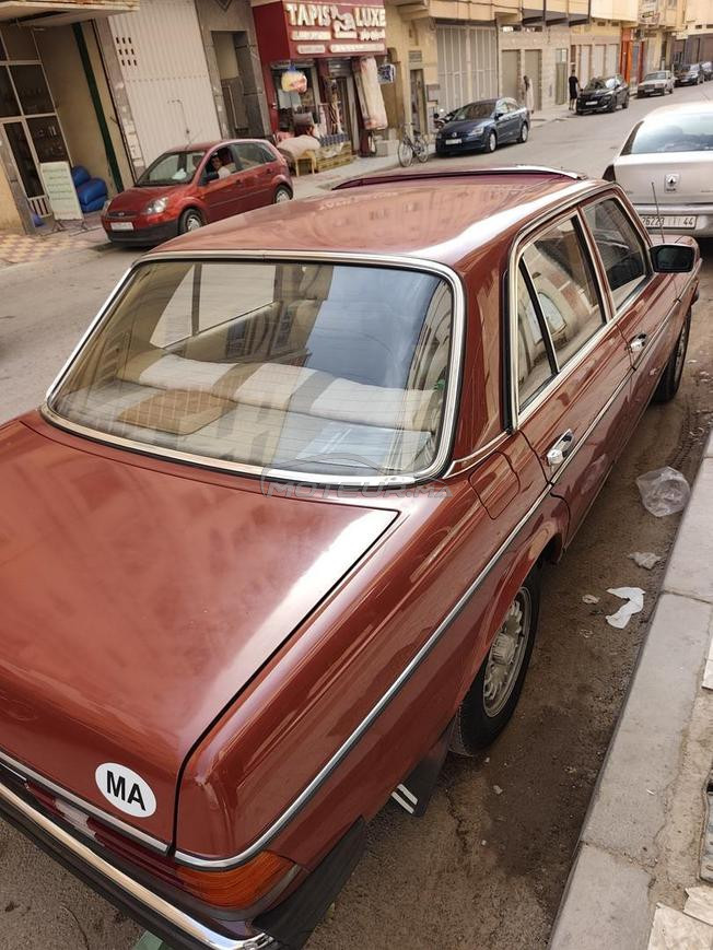 مرسيديس 240