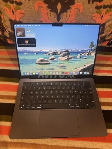 MacBook pro M4 24go/1to/14pouces