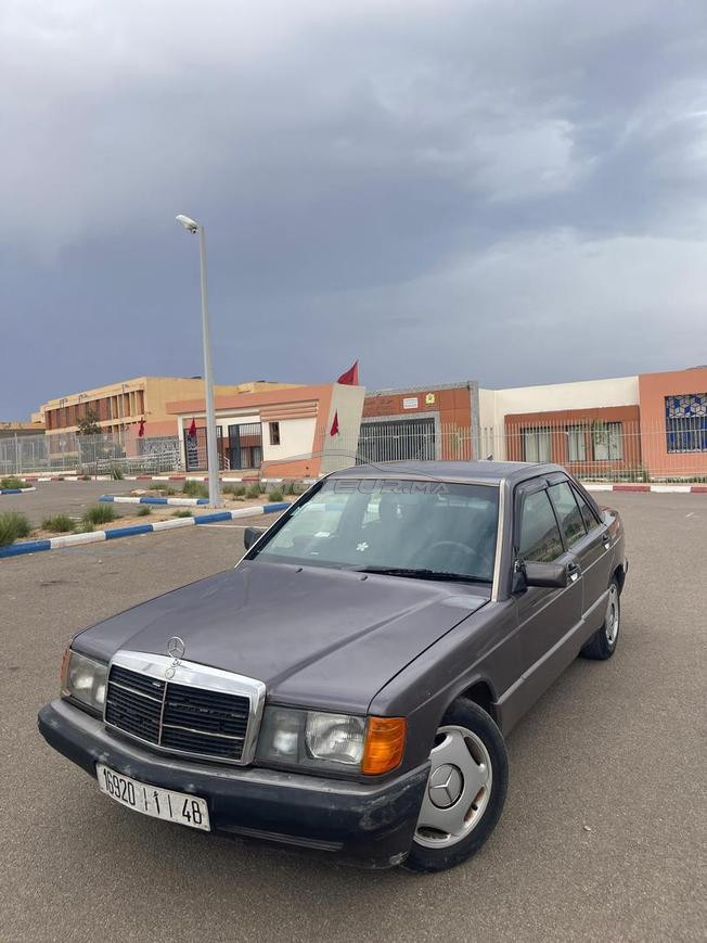 Mercedes 190