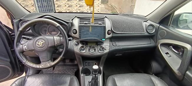 Toyota RAV-4 Diesel Manuelle 2010 à El Jadida
