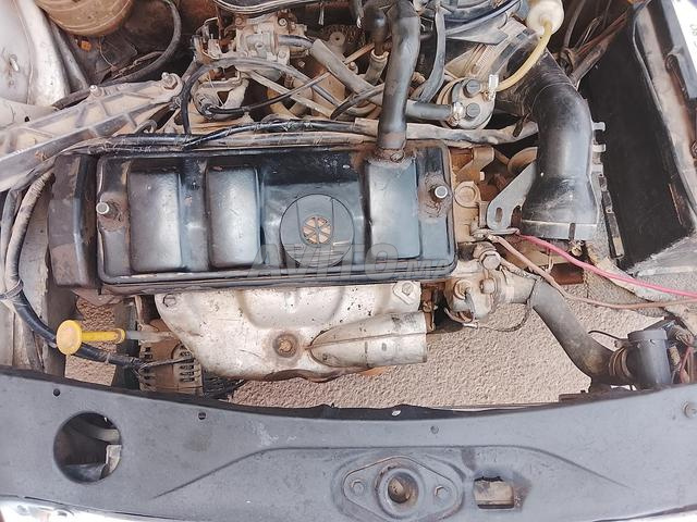 Peugeot 205 bonne occasion 13000dh - 2