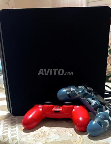 PlayStation 4 Flash - 2