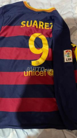 قميص برشلونة سواريز