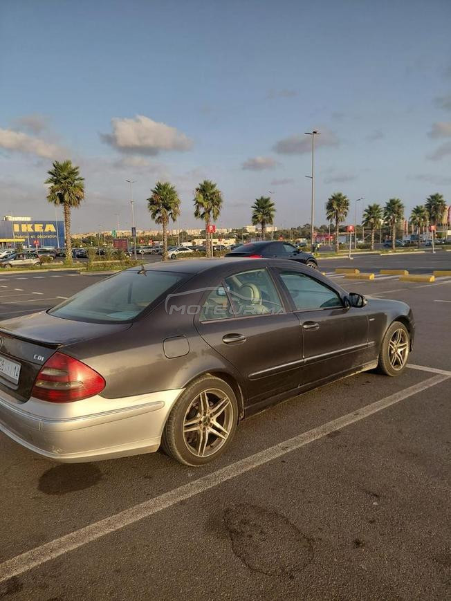 Mercedes-Benz 220 Essence Automatique 2003