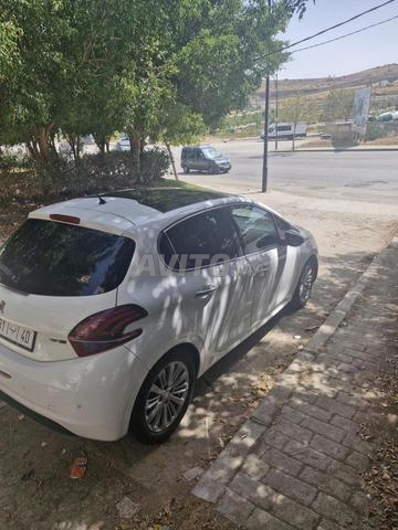 Peugeot 208 modèle 2018 - 2