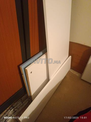 مكتب عصري بحالة ممتازة - 2