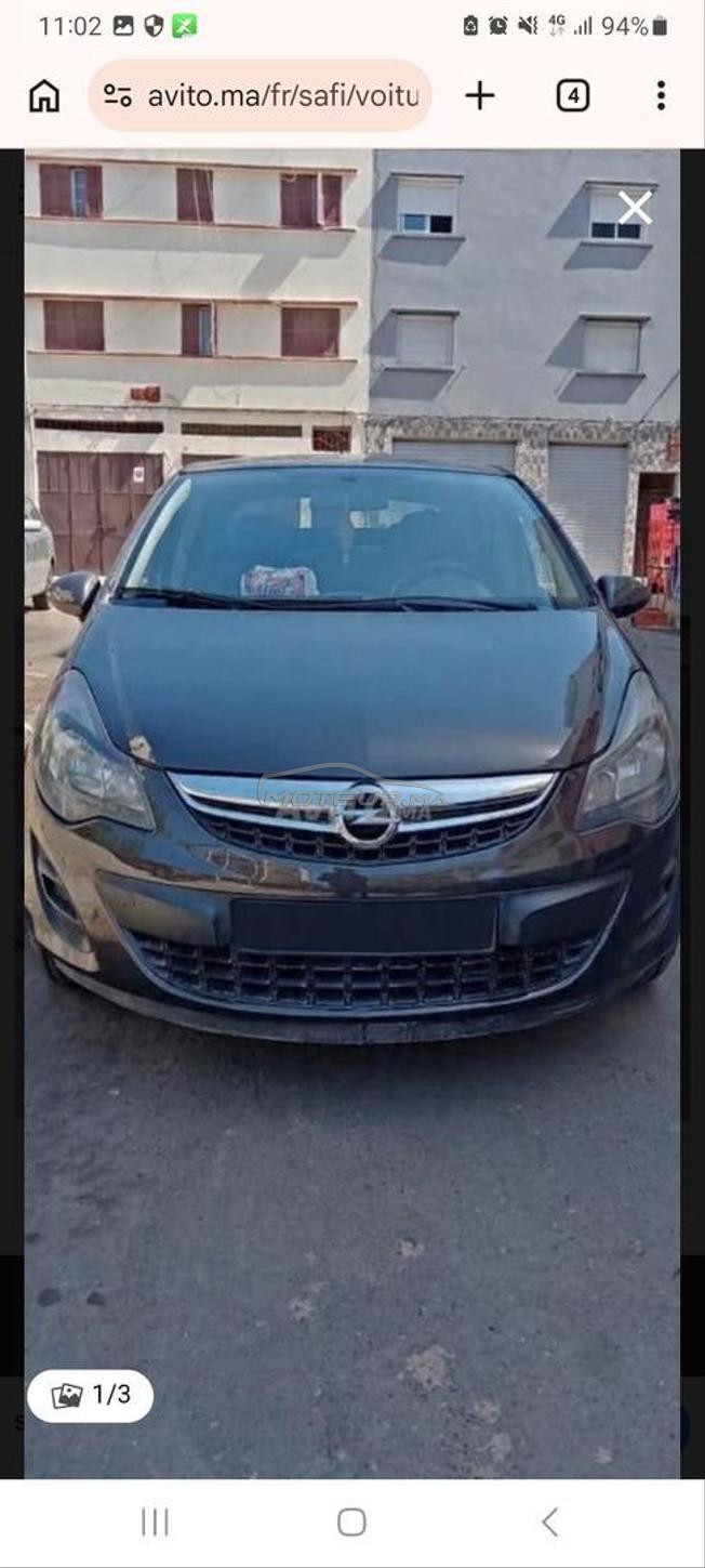 Opel Corsa Essence Manuelle 2013 à Casablanca