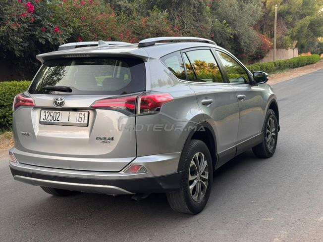 Toyota rav4 .