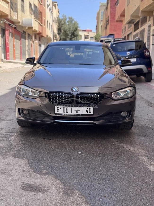 BMW Série 3 F30 2013 – Très propre – Full Options