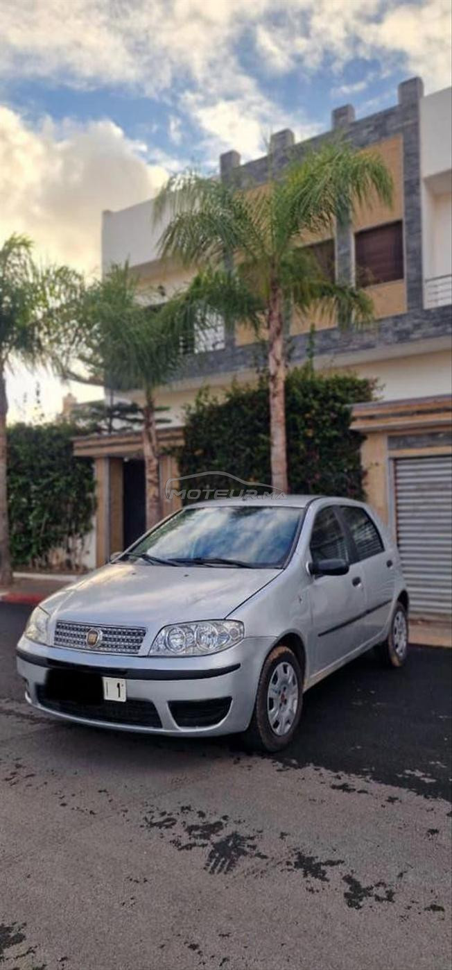 Fiat Punto Essence Manuelle 2009 à Temara