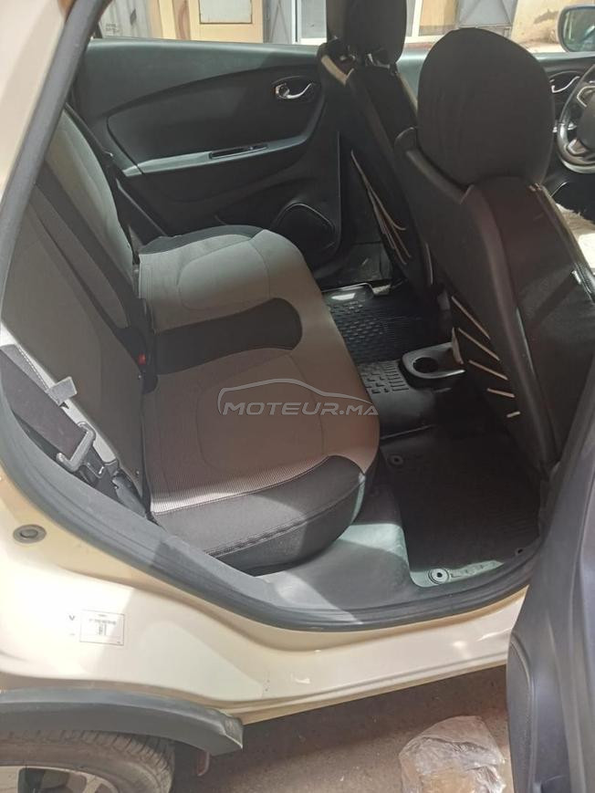 Renault Captur Diesel Manuelle 2017 à Salé