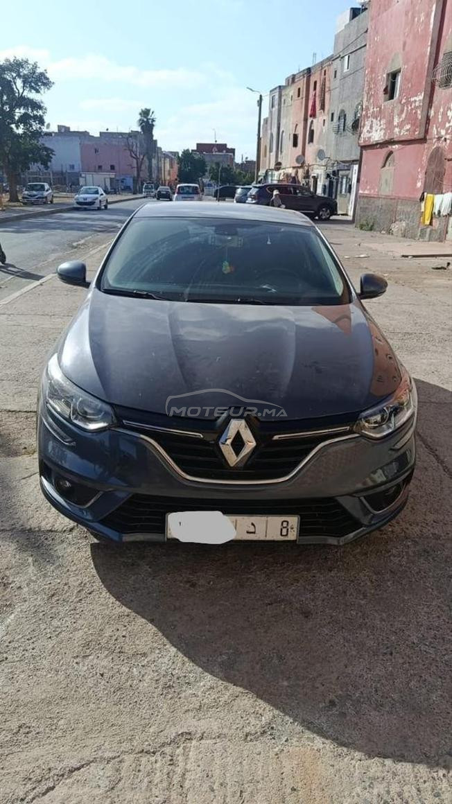 je me en vente ma voiture Mégane 