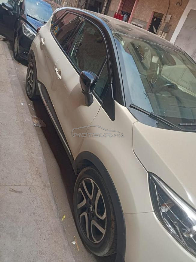 Renault Captur Diesel Manuelle 2017 à Salé