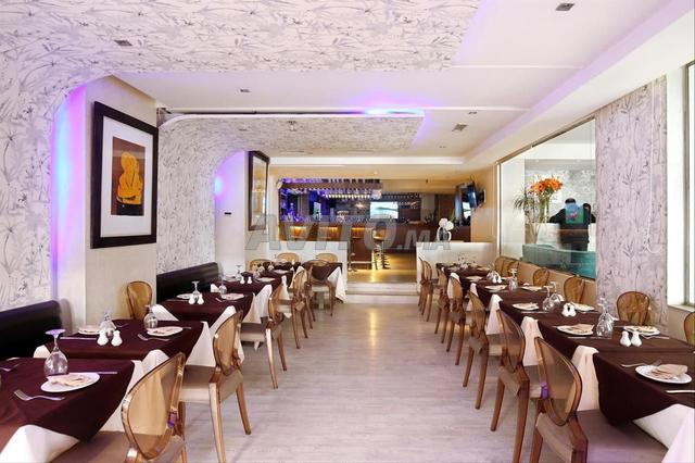 À VENDRE HÔTEL 3 ÉTOILES EN CENTRE-VILLE - 2