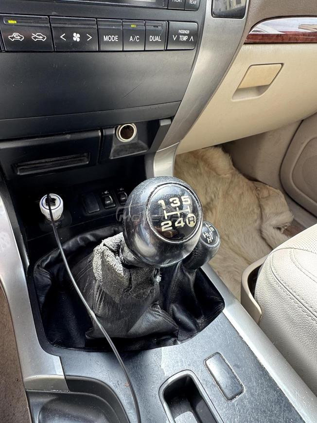2005 Toyota Land Cruiser Prado — Manual, 4x4