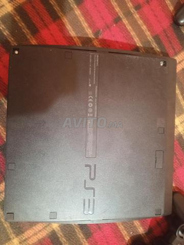 PS3 Slim propre, 2 manettes originales - 2