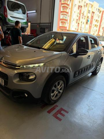 Citroën C3 2020 1ère main comme neuve - 2