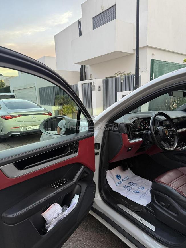Porsche Cayenne Hybride Automatique 2024 à Rabat