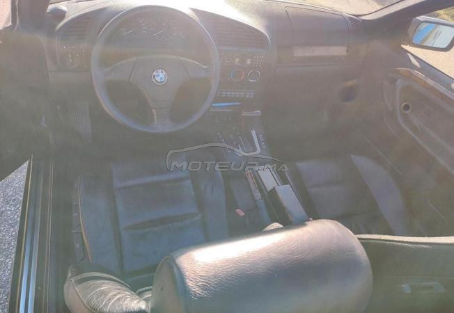 BMW Série 3 Essence Automatique 1995