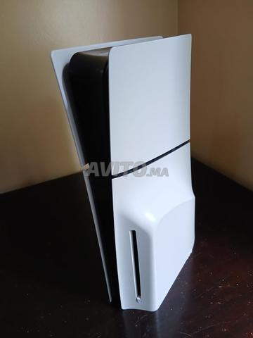 ps5 slim version standard Astro bot - 2