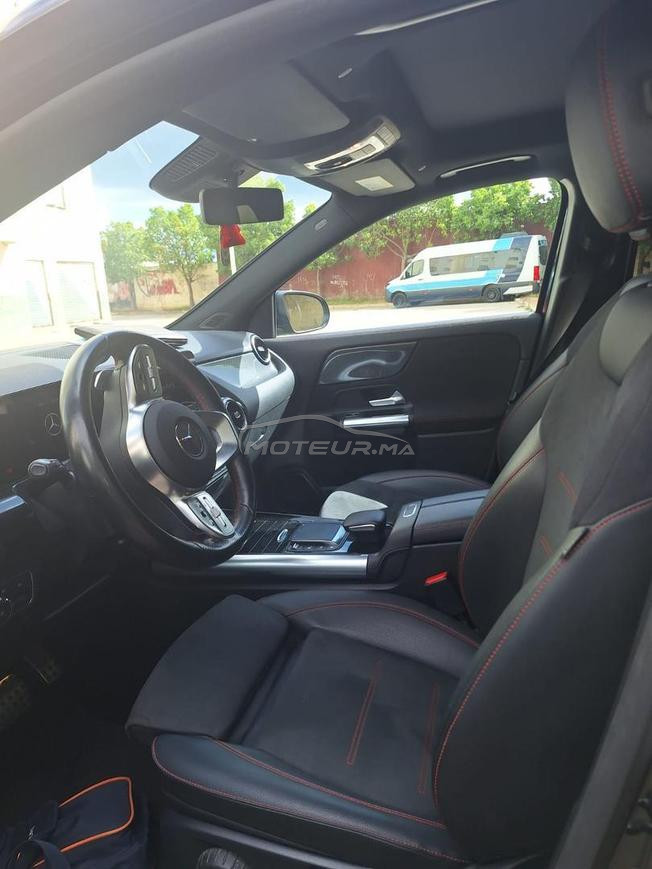 voiture en tres bon etat 