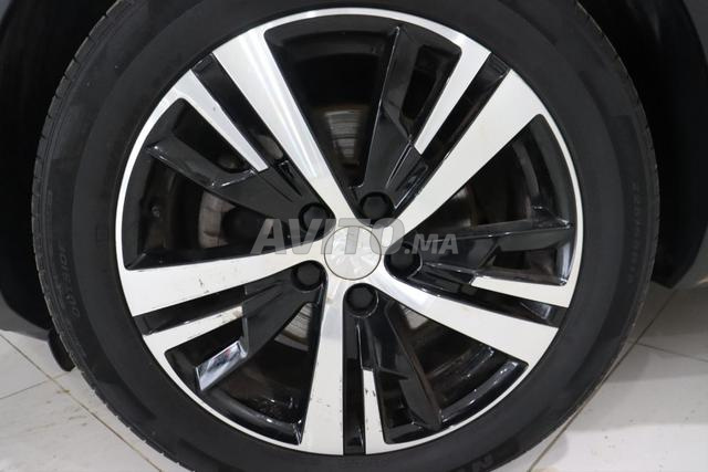 Stellantis - PEUGEOT 3008 - 2023