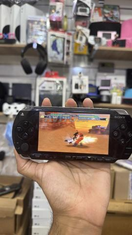 PSP SONY COMPLÈTE FLASHÉE PLEIN DE JEUX - 2