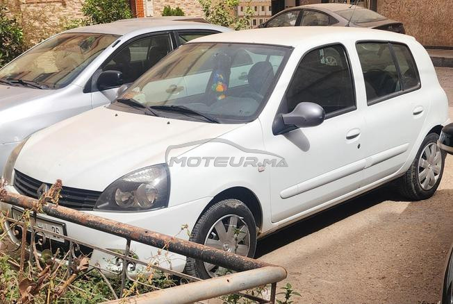Renault Clio Essence Manuelle 2014 à Agadir
