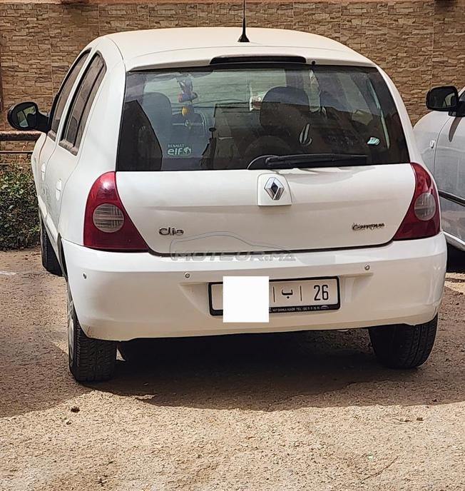 Renault Clio Essence Manuelle 2014 à Agadir