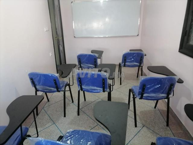 معدات وأثاث مدرسي ممتاز للبيع (كراسي، سبورات...)