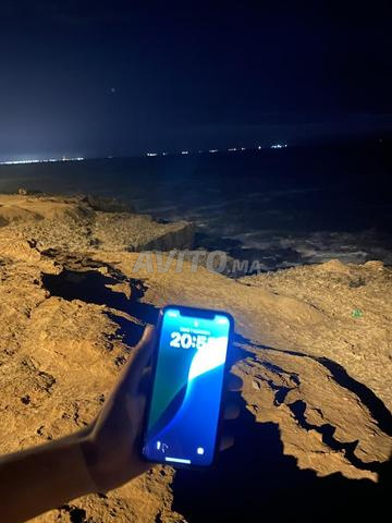 لبيع iPhone XR - 2