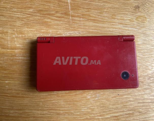 Nintendo DSi pour les pièces - 2