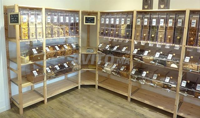 Rayonnage en bois - Présentoir magasin - 2
