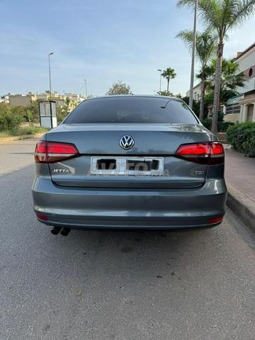 Jetta 2 litres modèle fin 2017.