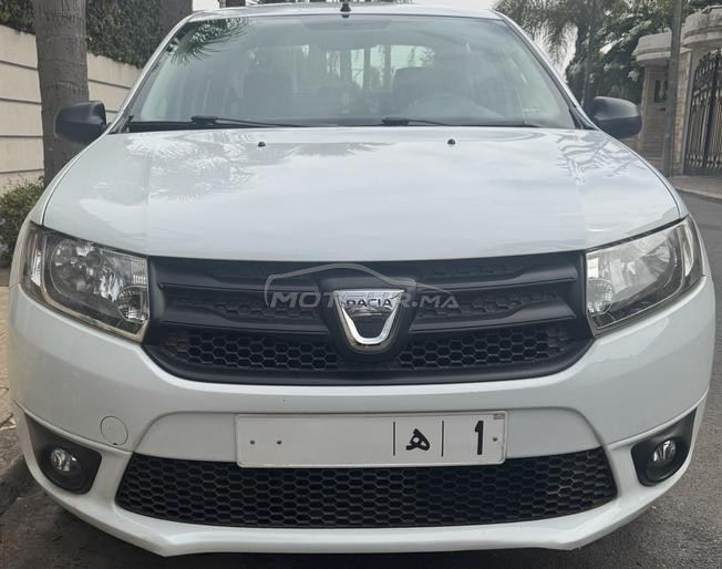 Dacia Logan Blanche Modèle 2016