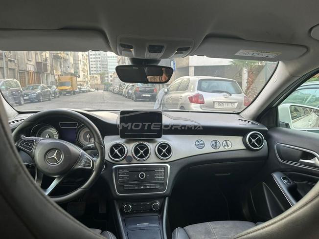 MERCEDES BENZ GLA200 AUTOMATIQUE TRÈS BONNE ÉTAT 