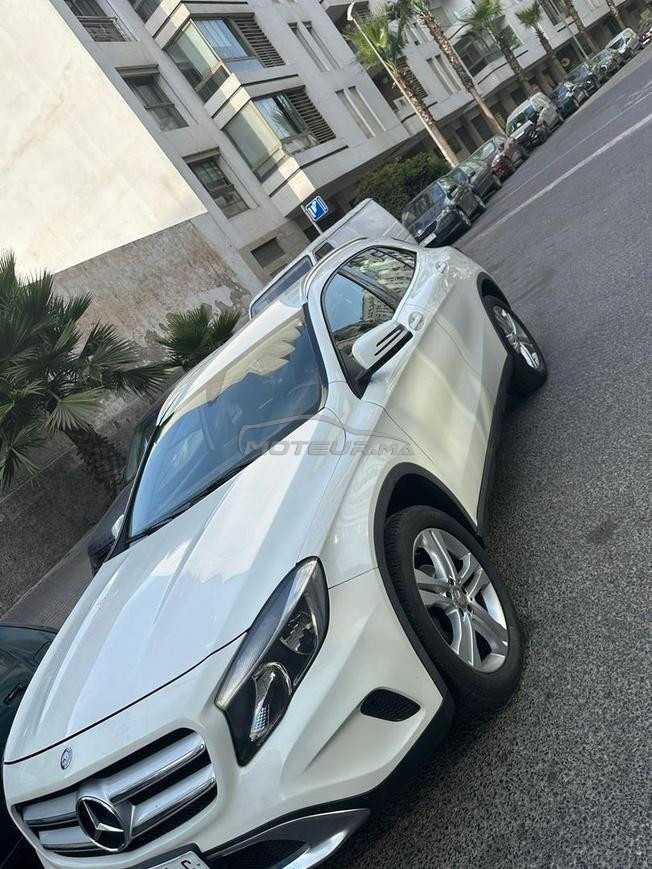 MERCEDES BENZ GLA200 AUTOMATIQUE TRÈS BONNE ÉTAT 