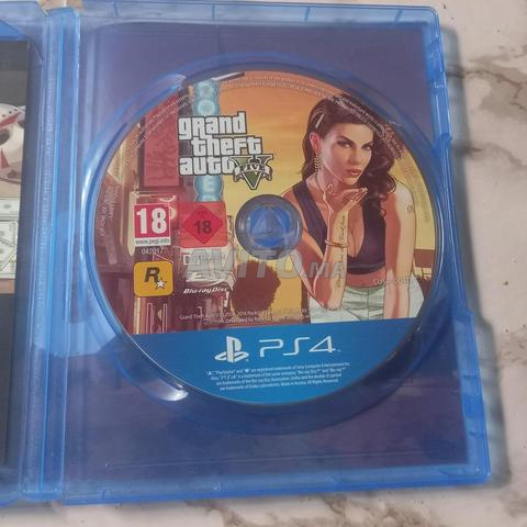 لعبة GTA 5 PS4 الأصلية - حالة ممتازة (سعر ثابت) - 2