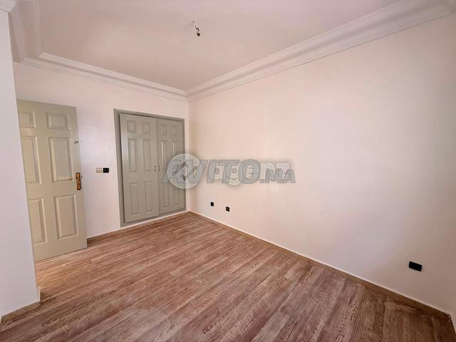 CMN-MA-2717 - Appartement à vendre aux Hôpitaux - 2