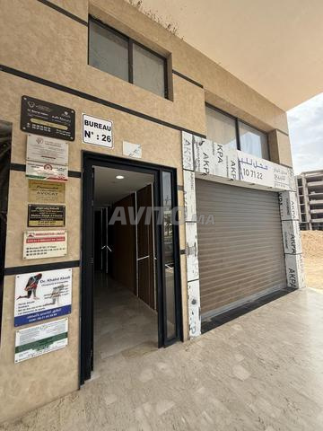 Bureau haut standing de 60 m² avec parking titré - 2