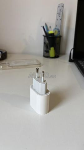 Adaptateur 20 W Apple - 2