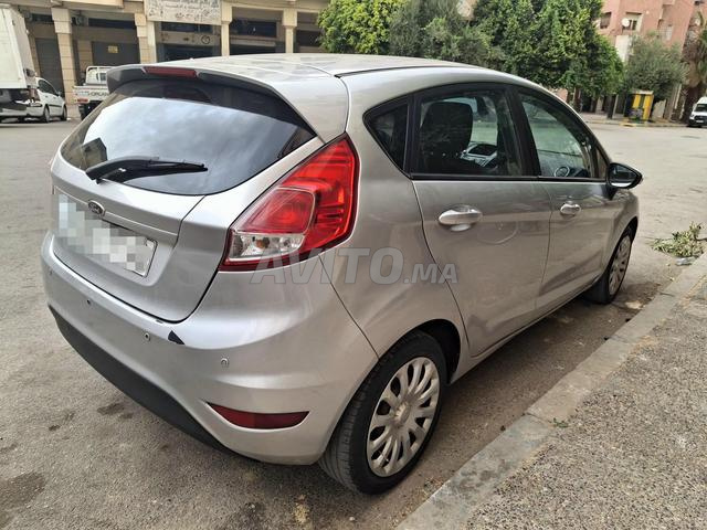 FORD FIESTA DIESEL - 2
