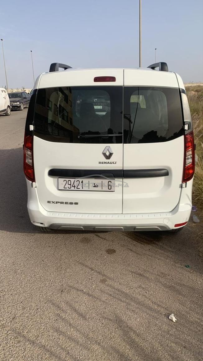 EXPRESS RENAULT MODÈLE 2022