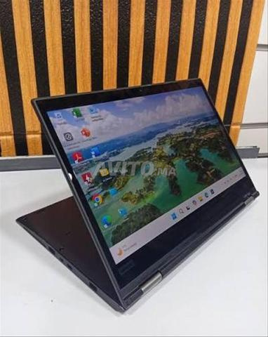 Lenovo Yoga i5 7ème génération double RAM 8 disque 256 SSD