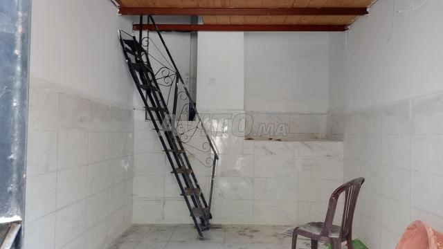 محل مستودع مع علية للإيجار سيدي مومن - 2
