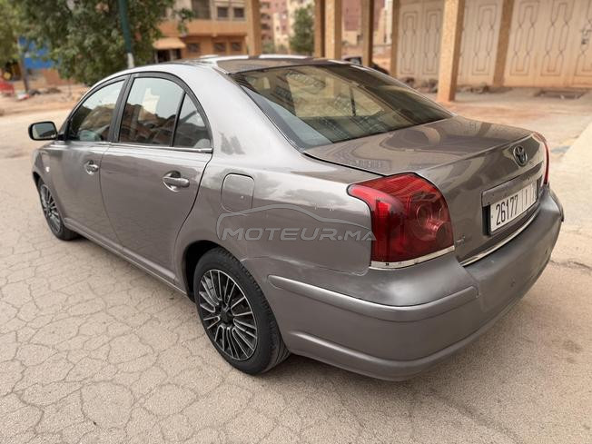 Toyota avansis mazout ba9a mzyana