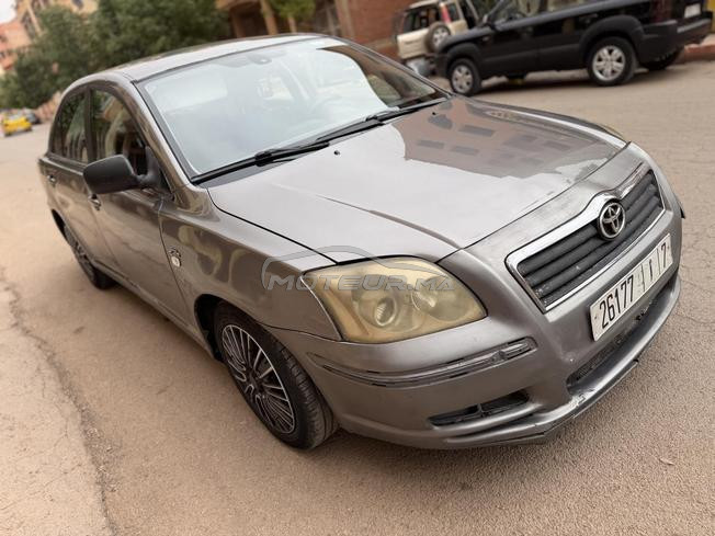 Toyota avansis mazout ba9a mzyana